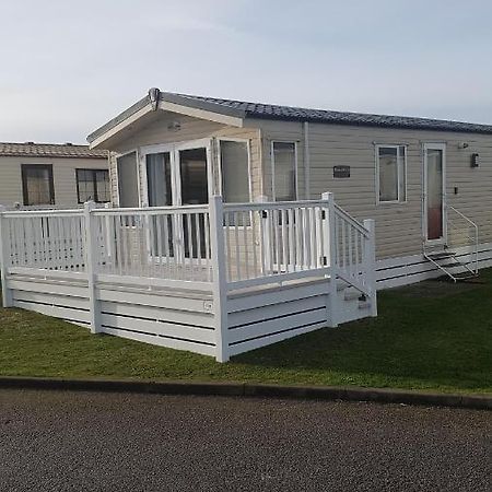 Rick'S Retreat Static Caravan Near The Beach With Free Wifi Lossiemouth Exterior photo